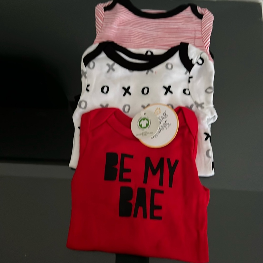 Little Star ⭐️ Organic Baby T-Shirts set of 3.